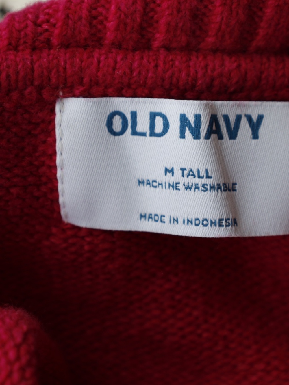 Old Navy Berryfine Off-the-Shoulder Top - Picture 5 of 6